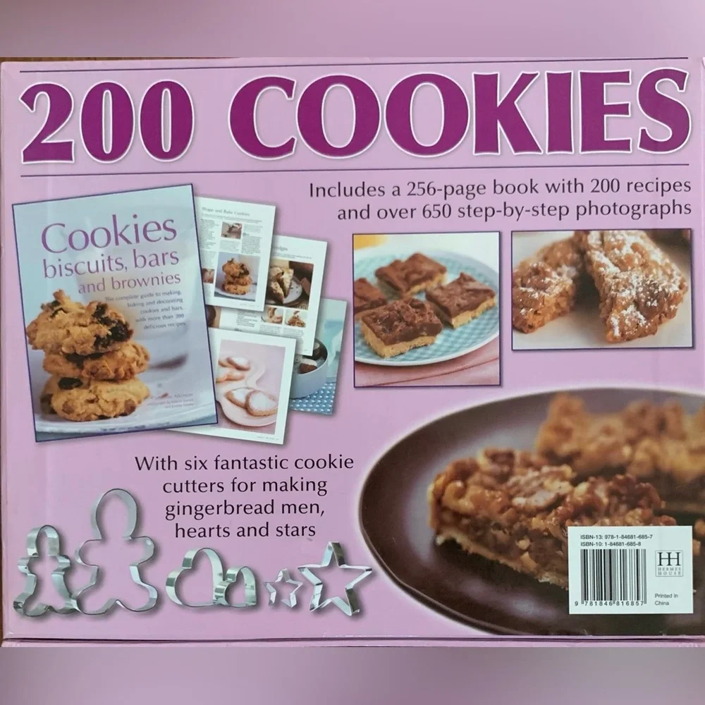 NWT Cookie Cutter Set + Recipe Book Baking Kit DIY Hearts Stars Gingerbread Man